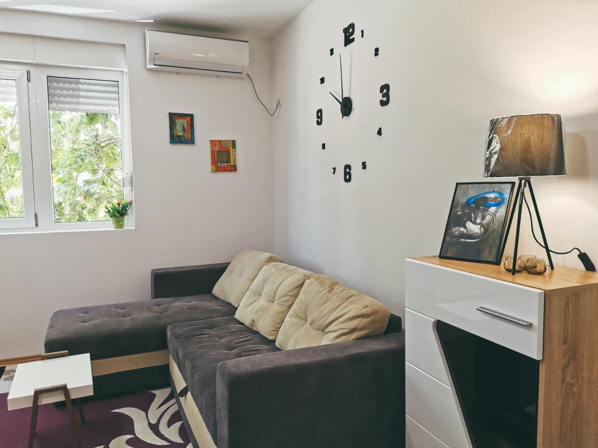 Cozy Corner Apartments - Free Parking & Wi-Fi Cuprija Ngoại thất bức ảnh