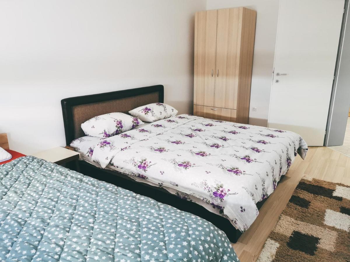 Cozy Corner Apartments - Free Parking & Wi-Fi Cuprija Ngoại thất bức ảnh